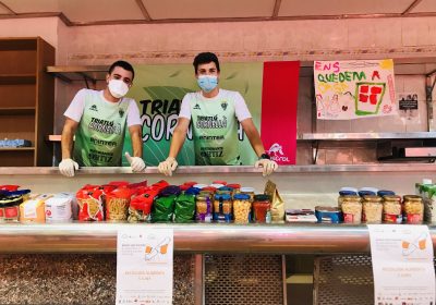 Donem suport a la campanya #EntreTotsSumem amb una recollida d’aliments